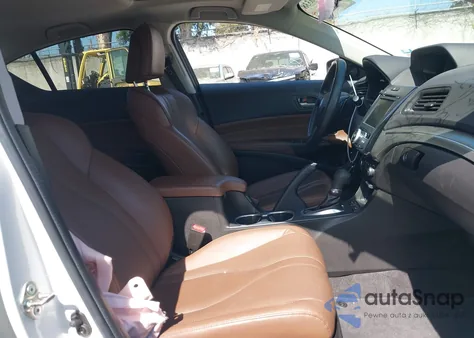 2019 Acura Ilx Premium Package/Technology Package z USA, uszkodzony, nr VIN 19UDE2F78KA004072